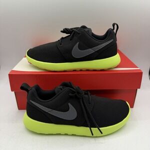 Nike Roshe One PS Running Shoes Youth Sz 1.5 Y Black/Volt Sneakers 749427-034